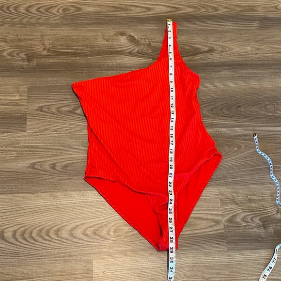 Melissa Odabash Red Palermo One Shoulder One Piece Swimsuit Women’s size 12 - Picture 3 of 8